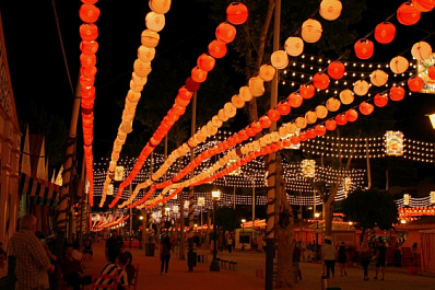 Тольятти к Новому году украсили новыми праздничными инсталляциями