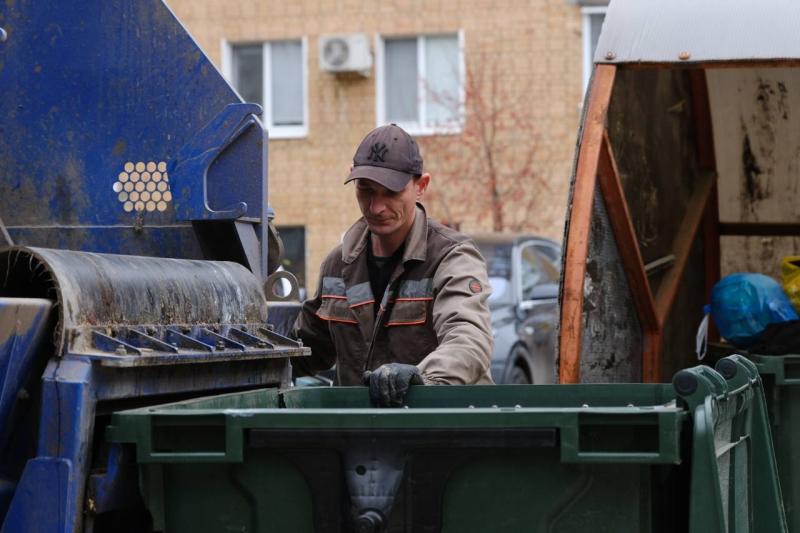 Продолжают наводить порядок: как меняется подход к вывозу ТКО в Самаре