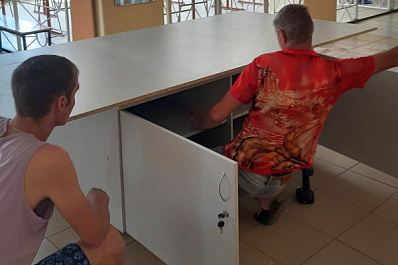 В Отрадном начали поставлять оборудование для школьных "Точек роста"