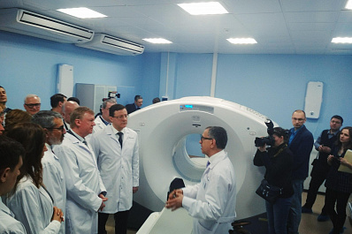Анатолий Чубайс осмотрел новый Центр ядерной медицины в Самаре