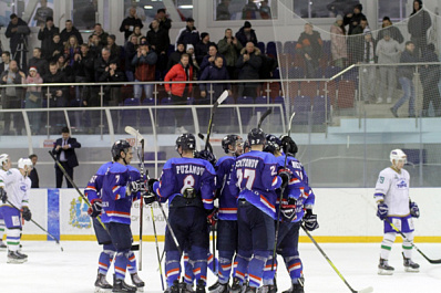 ЦСК ВВС в овертайме победил "Торос"