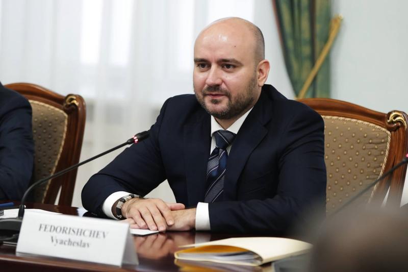 Потенциал сотрудничества: в Самаре Вячеслав Федорищев встретился с представителями иностранных дипмиссий в РФ