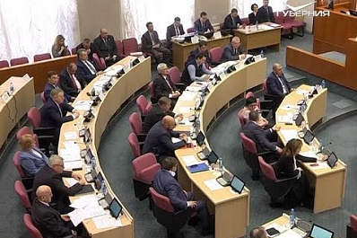 Работающие ветераны труда Самарской области начнут получать единую денежную выплату