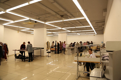 Очень нужны волонтеры: самарские дизайнеры открывают швейные мастерские в помощь фронту