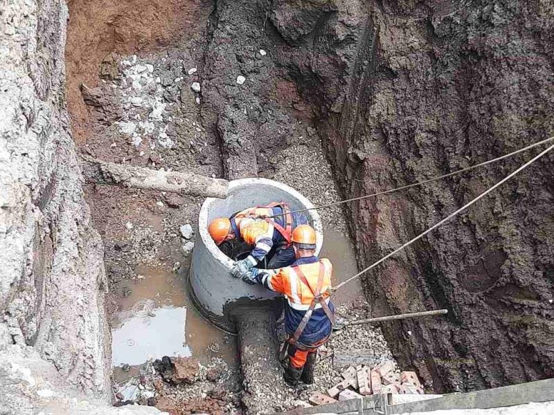 В Самаре заменили разрушенный колодец и открыли движение на Волжском проспекте