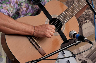 Грушинский фестиваль под Самарой посетили 27 тыс. человек из 35 стран мира