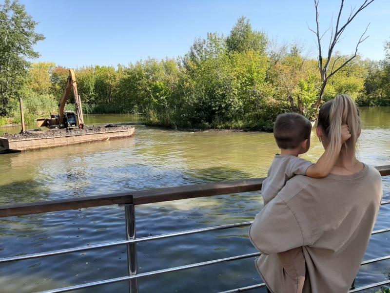 В Волгаре расчищают озера