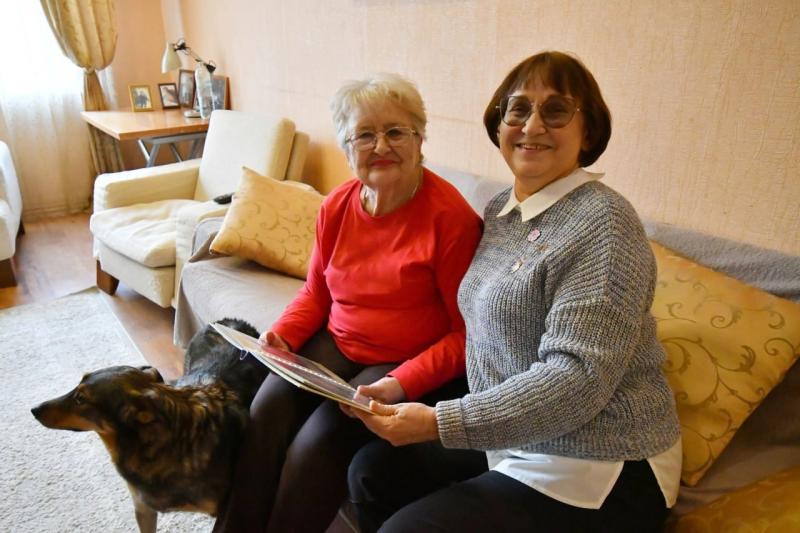 Как две сестры: легко ли живется в приемной семье