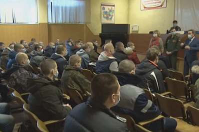 Омбудсмен Самарской области пообщалась с призывниками в Сызрани