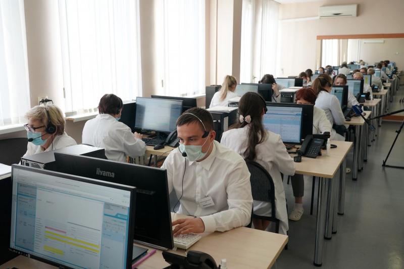 Дмитрий Азаров: "Все усилия необходимо принять, чтобы люди своевременно получали медицинскую помощь"