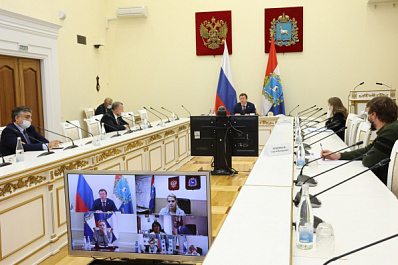 Дмитрий Азаров провел совещание по подготовке 30-й Российской студенческой весны