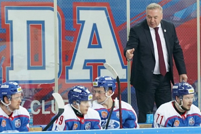 Хоккейная "Лада" готовится к домашней серии с "Рубином" 