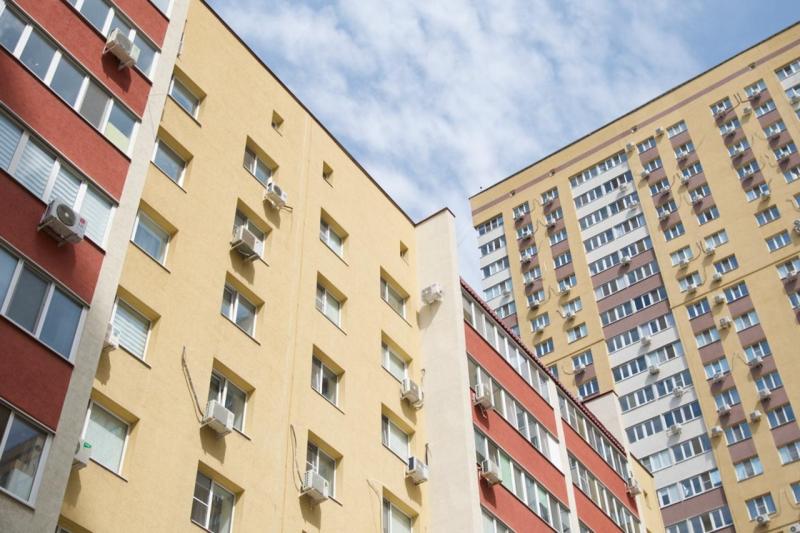 В Самарской области многодетные семьи получают финансовую помощь при подготовке детей к школе