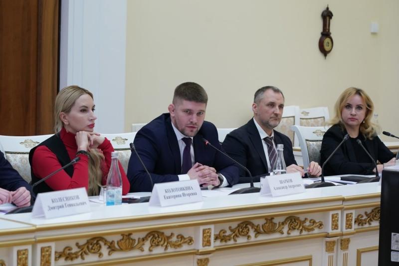 24 февраля стартует набор второго потока программы "Школа героев" для участников СВО