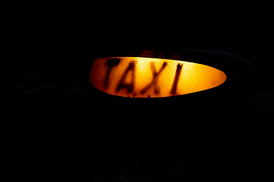 В Самаре таксист украл забытый клиентом телефон