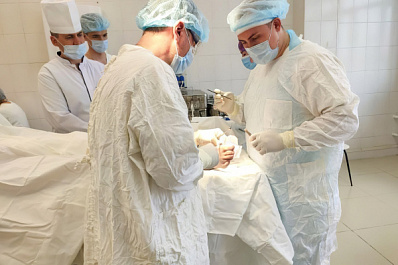Самарские врачи провели уникальную операцию по установке протеза, созданного в 3D