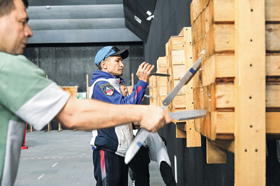Острые старты: разыгран Кубок Самары по спортивному метанию ножа