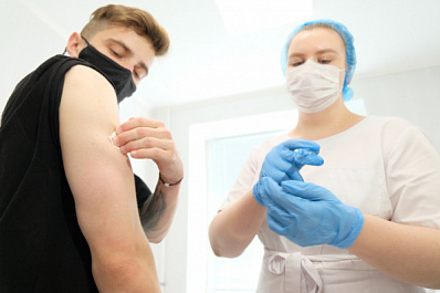  500-тысячный житель Самарской области сделал прививку от COVID-19