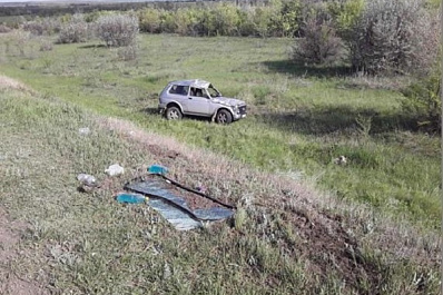 В Самарской области пьяный водитель на "Ниве" врезался в микроавтобус