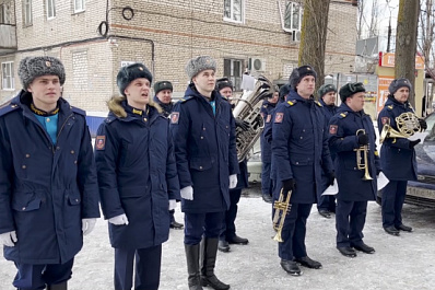 Тольяттинские военные поздравили концертом участниц ВОВ с 8 Марта