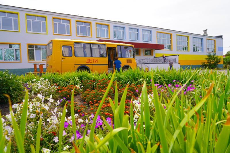 В Самарскую область поставят 50 новых школьных автобусов