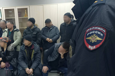 В Самаре во время ночного рейда на овощебазу нашли мигрантов-нелегалов