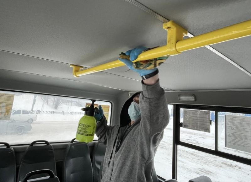 Во имя безопасности: весь коммерческий транспорт Тольятти ежедневно дезинфицируют
