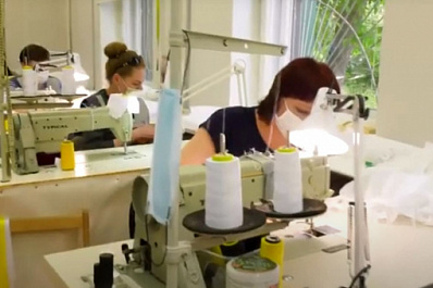 В Самаре для медиков сшили 1000 защитных комбинезонов