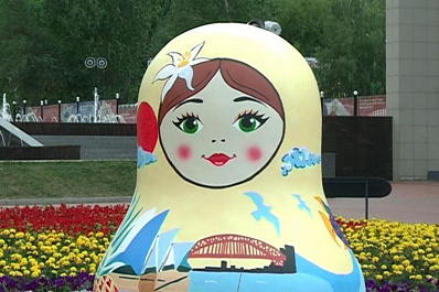 На набережной Самары установили матрешки Дании и Австралии