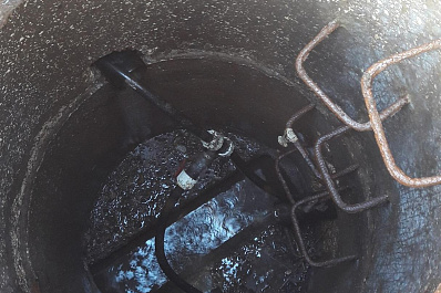 Вместе со снегом в Самаре тают крышки канализационных люков