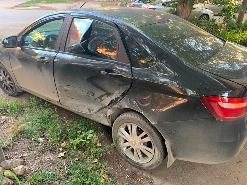 В Самаре в ДТП между двумя машинами пострадала пассажирка