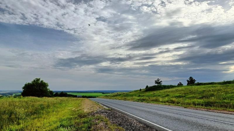 Более 80 км дорог, ведущих к спортивным учреждениям, отремонтируют в Самарской области в 2025 году