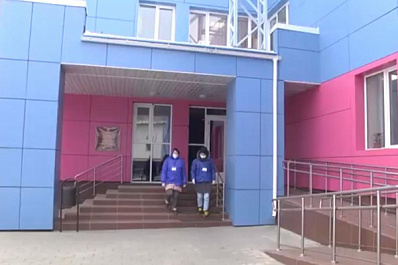 В Чапаевске волонтеры привозят продукты на дом пожилым людям