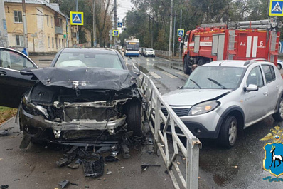 В Самаре 19 октября в ДТП с двумя иномарками погибла пассажирка 