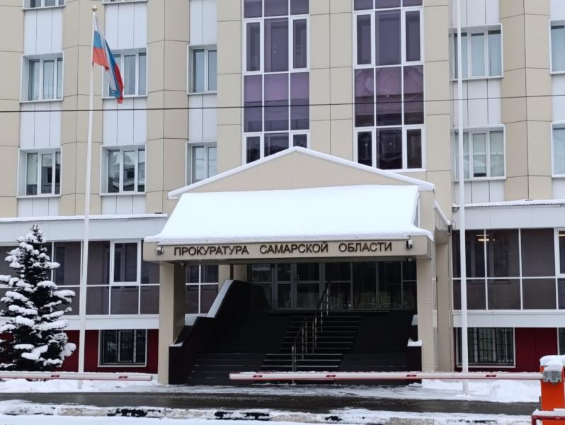 В Самаре предприниматель сделал из магазина незаконный ломбард 