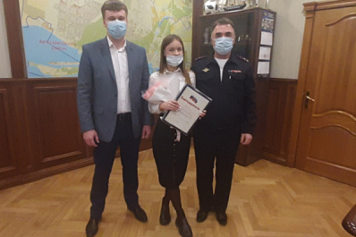 Жительница Тольятти спасла женщину от мошенников, сохранив ей почти 2 млн рублей