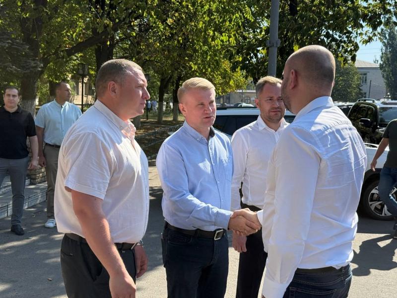 Вячеслав Федорищев с рабочим визитом прибыл в ДНР