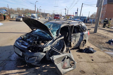 Опубликованы фото с места смертельной аварии на Новокуйбышевском шоссе