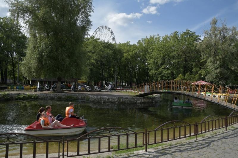 Обновленное озеро, дополнительные туалеты и автоматы с водой: в Самаре обсудили благоустройство двух парков