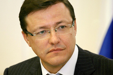 Дмитрий Азаров поздравил работников ЖКХ с профессиональным праздником