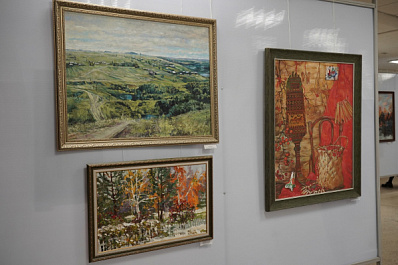 Самарские художники представили осенние пейзажи и натюрморты на выставке "Золотой сон"