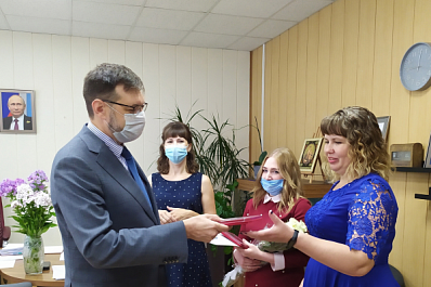 Многодетные мамы Тольятти удостоены государственных наград