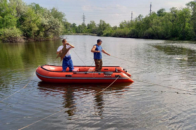 Пытался спасти лодку: под Самарой водолазы достали из озера тело утонувшего рыбака