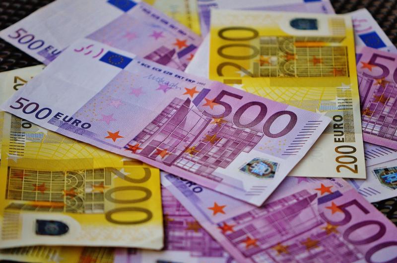 Российский экономист объяснил ситуацию с ростом курса евро