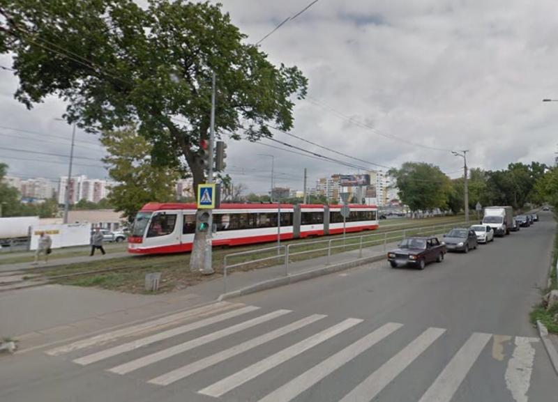 В Самаре 11 февраля временно ограничили движение по дублеру Ново-Садовой за ТЦ "Апельсин"