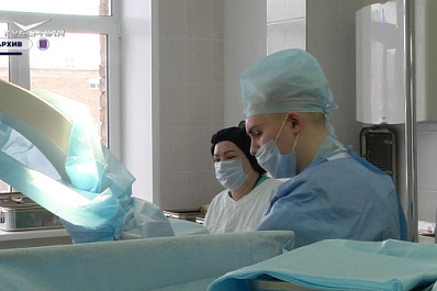 Самарские хирурги провели уникальную операцию на позвоночнике