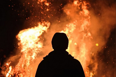 Спалил дом: в Свердловской области задержали возможного серийного поджигателя