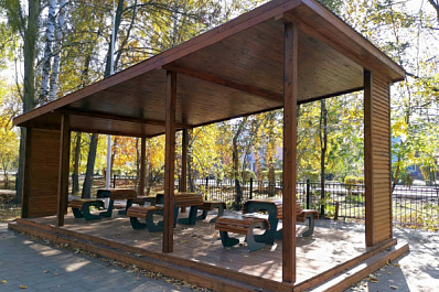 В Отрадном обновляются скверы и бульвары 