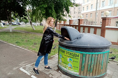 Мусор в разные контейнеры: в Новокуйбышевске жителей приучают к раздельному сбору ТКО 