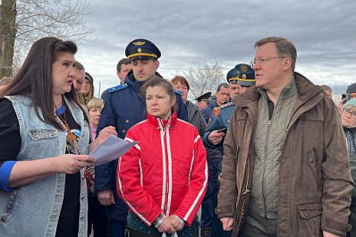 "Людям продолжим помогать": Дмитрий Азаров рассказал о борьбе с паводком в регионе и помощи пострадавшим